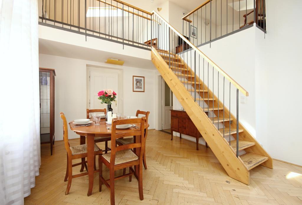 Leo Apartments Old Town Praga Quarto foto