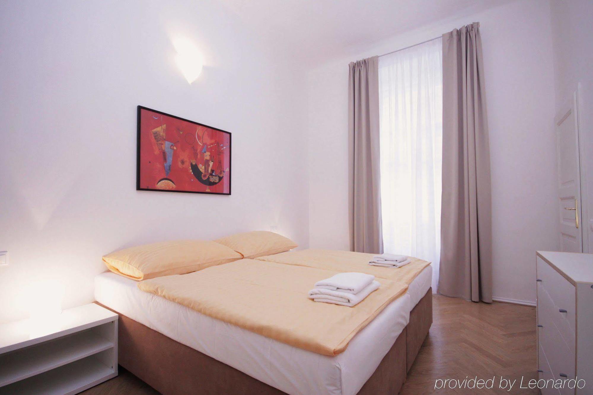 Leo Apartments Old Town Praga Exterior foto